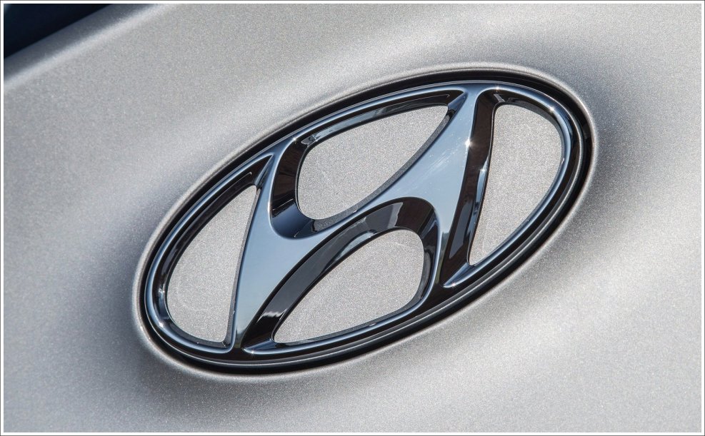 Hyundai Solaris logo