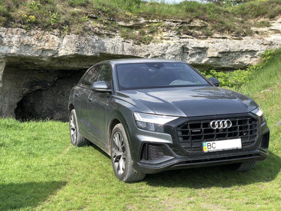 Audi q8
