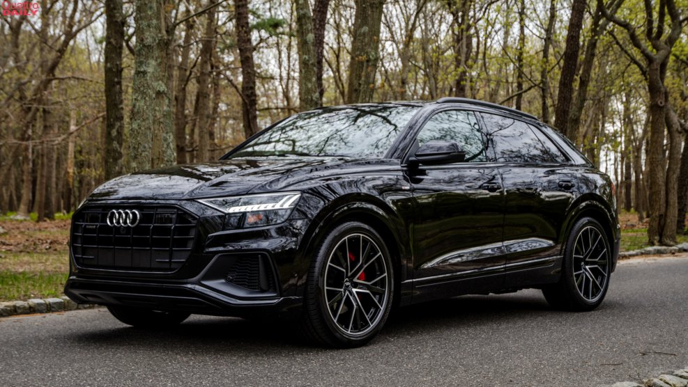 Audi q8 черная