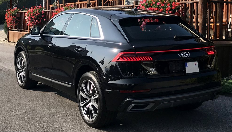 Audi q8 s-line