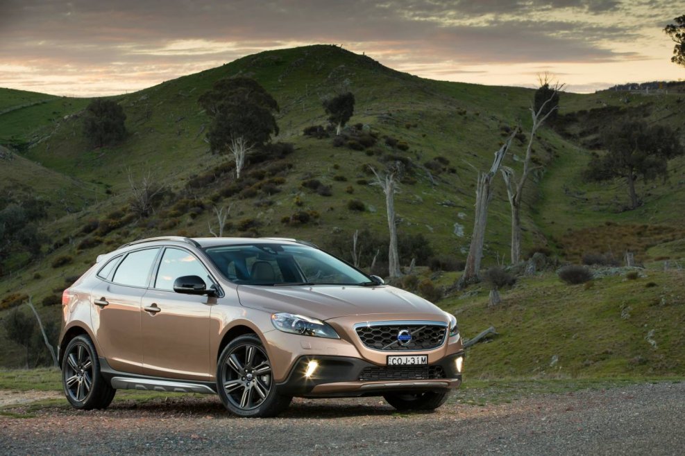 Вольво v40 Cross Country
