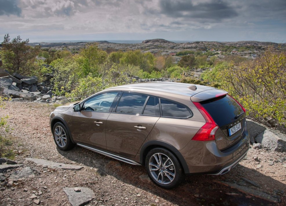Volvo v90 Cross Country 2017