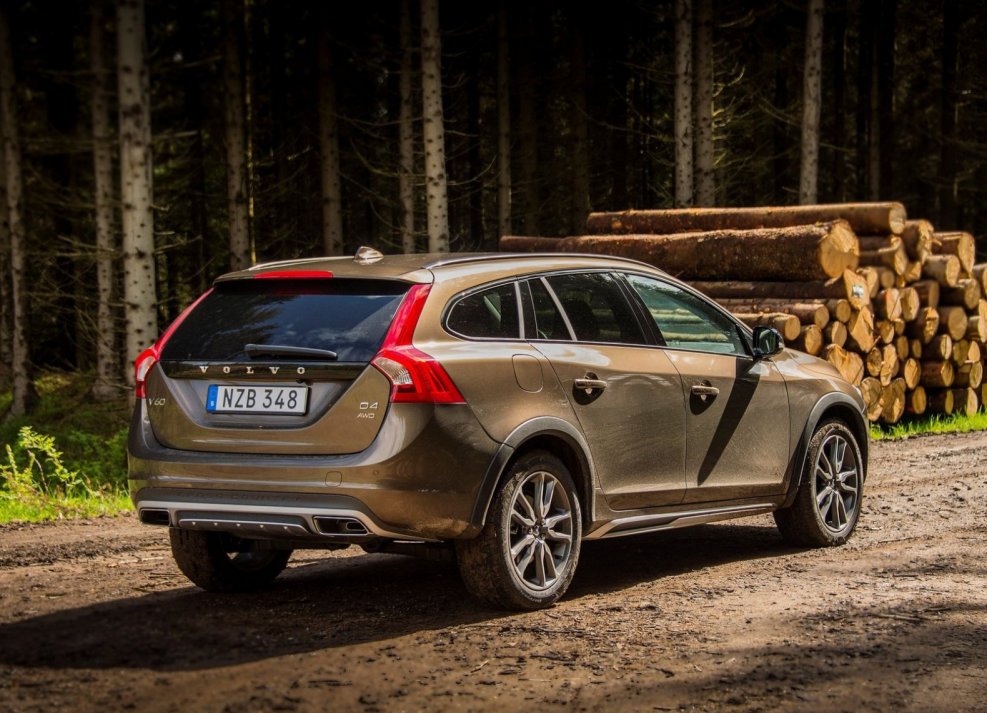 Вольво v40 Cross Country 2019