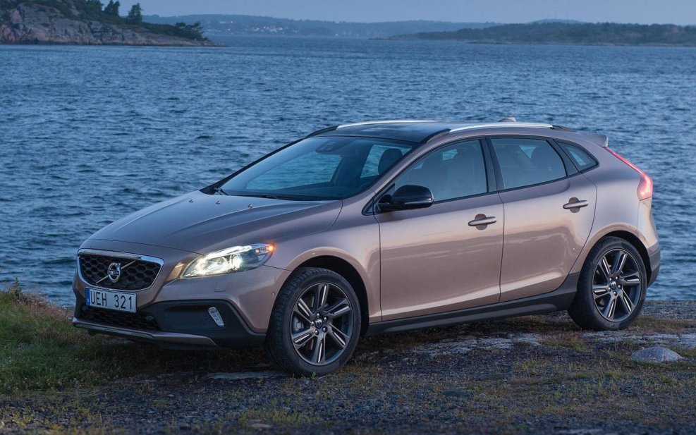 Вольво v40 Cross Country
