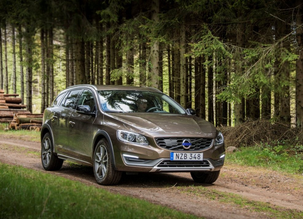 Вольво кросс Кантри v60