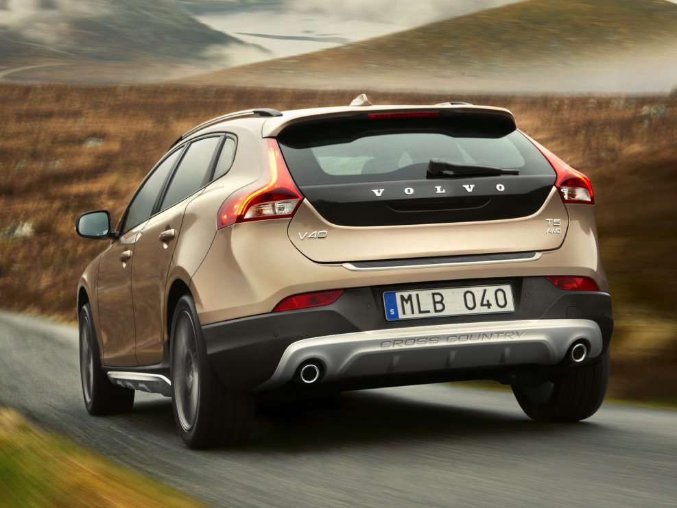Volvo v40 Cross Country i