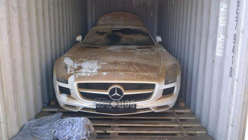 Стиль гаража Mercedes