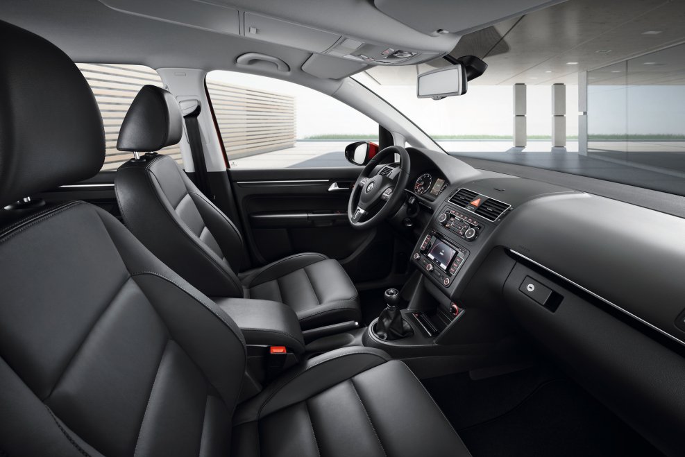 VW Touran 2010 салон