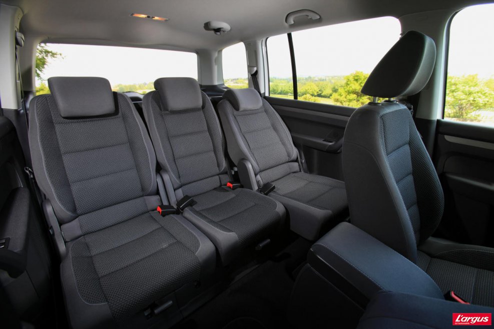 Volkswagen Touran 2007 салон