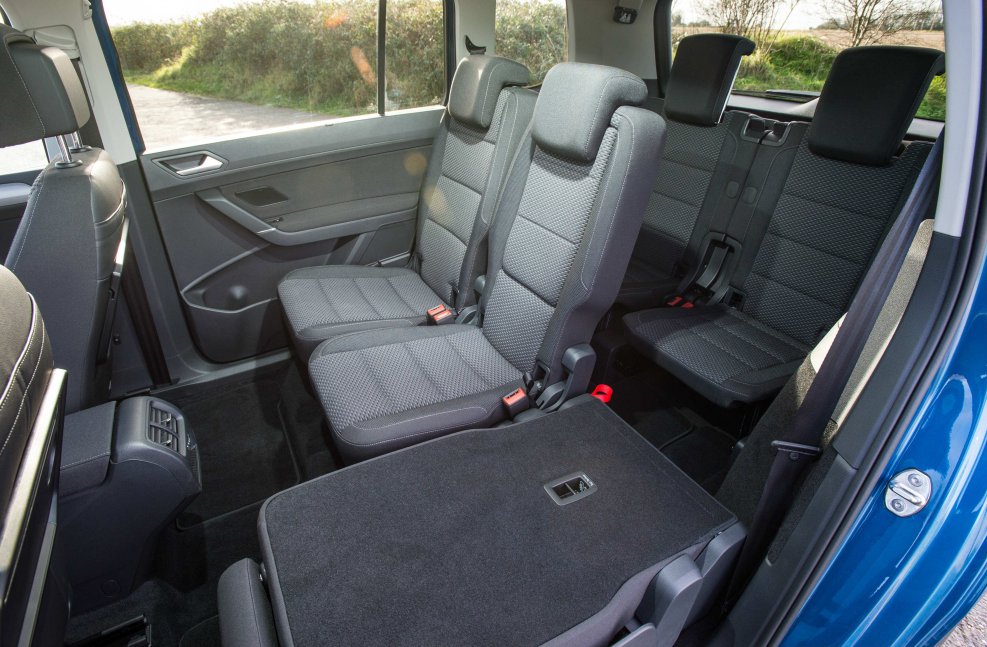 Volkswagen Touran 3 ряд