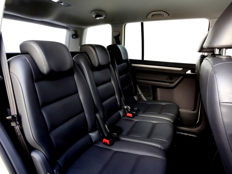 Volkswagen Touran III салон