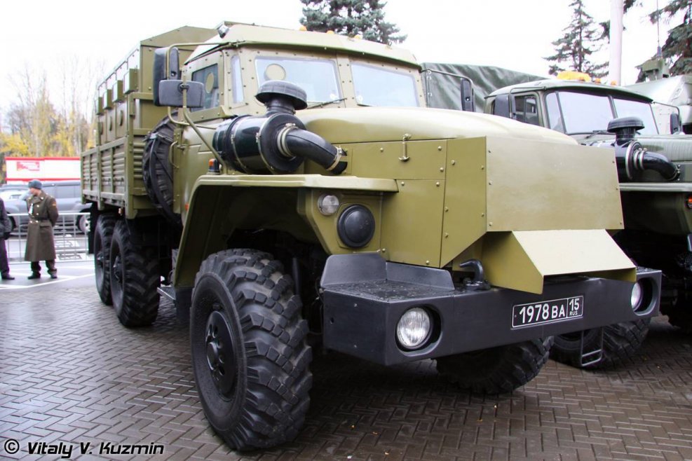 Урал 4320 бронированный