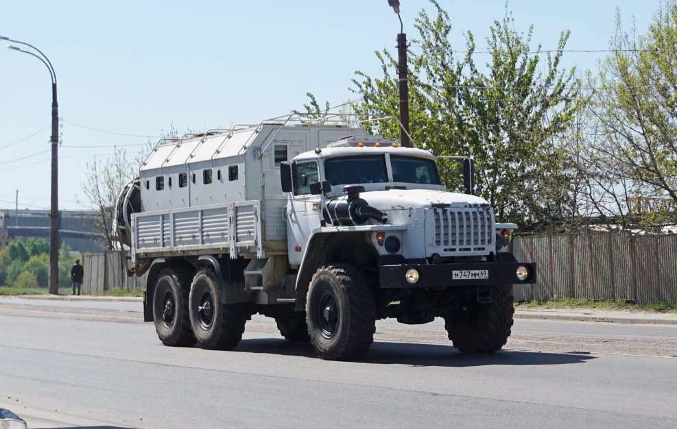 Урал-4320 "Федерал-м"