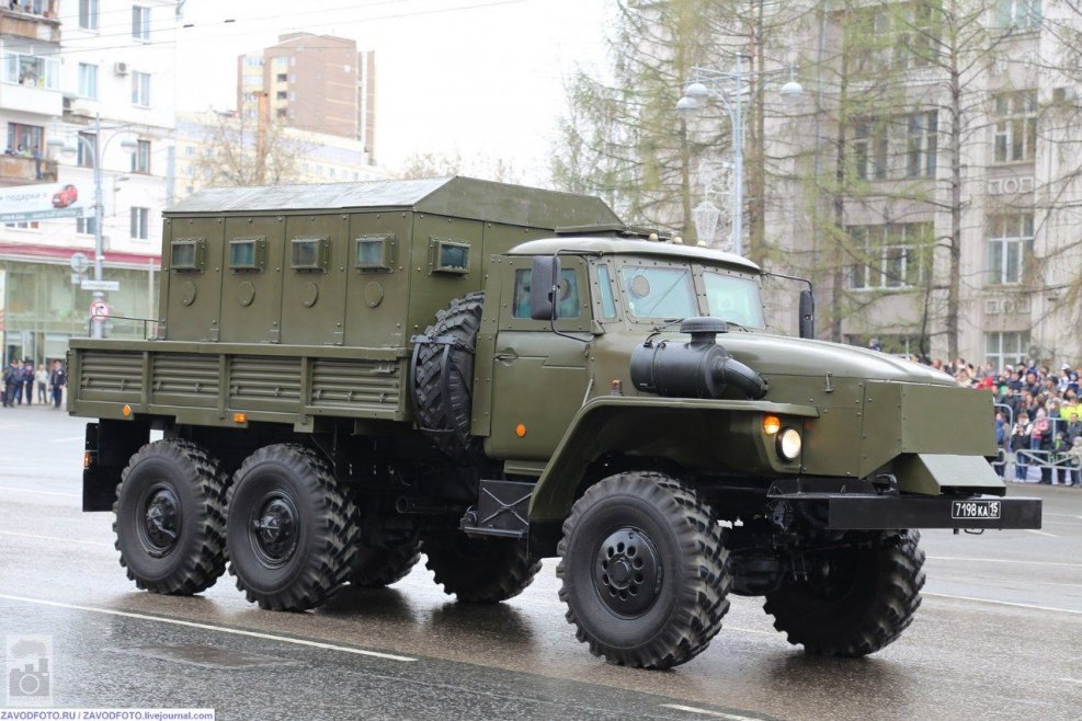 Бронеавтомобиля Урал-4320 "звезда-в"