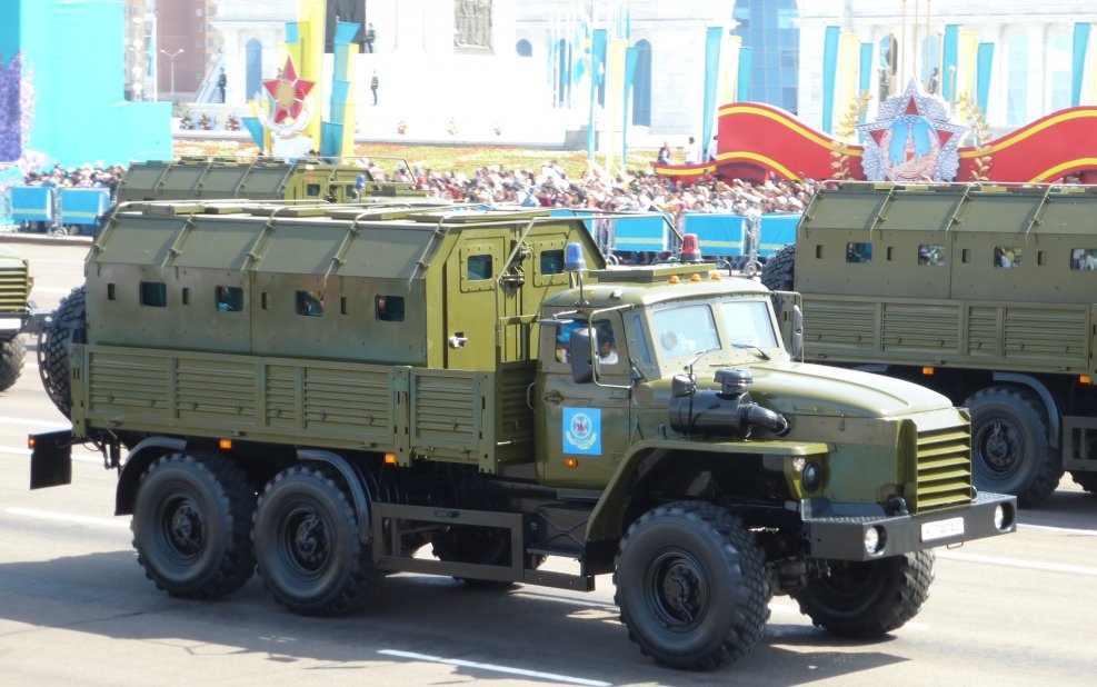 Урал-4320-31 бронированный