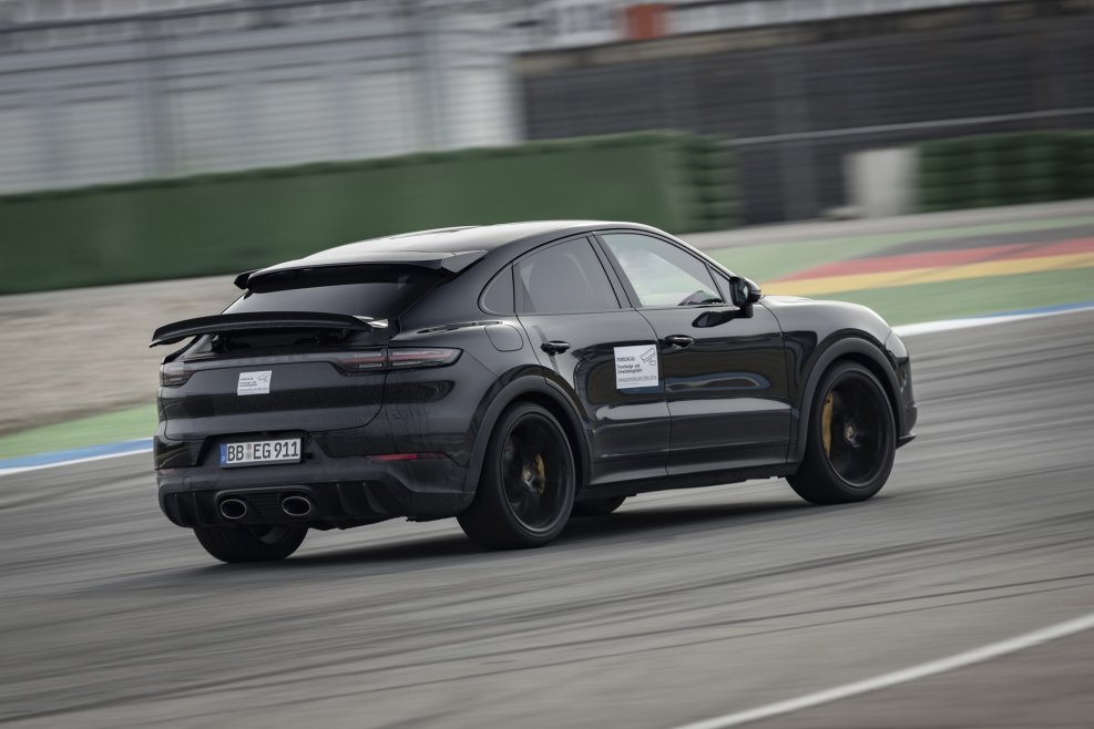 Porsche Cayenne 2022