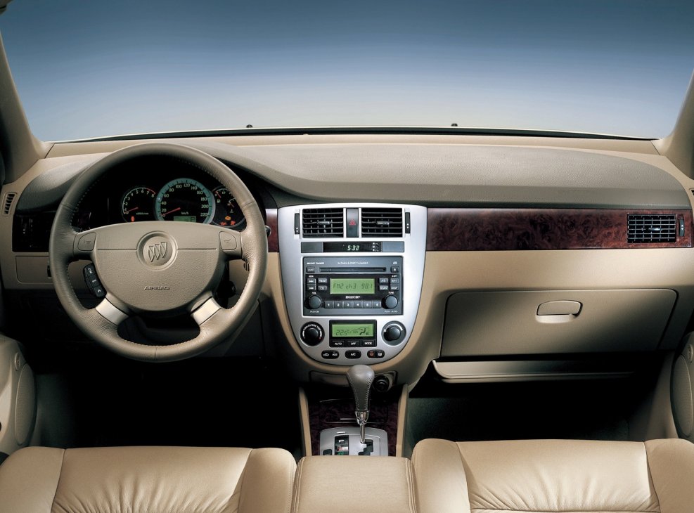 Buick Excelle 2008 салон