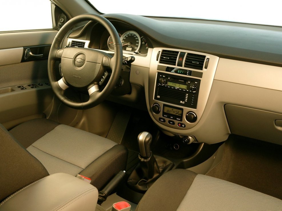 Chevrolet Lacetti 2004 седан