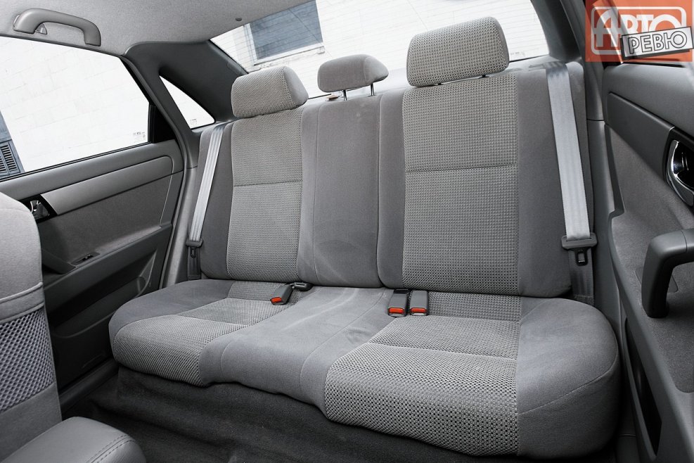 Chevrolet Lacetti седан салон