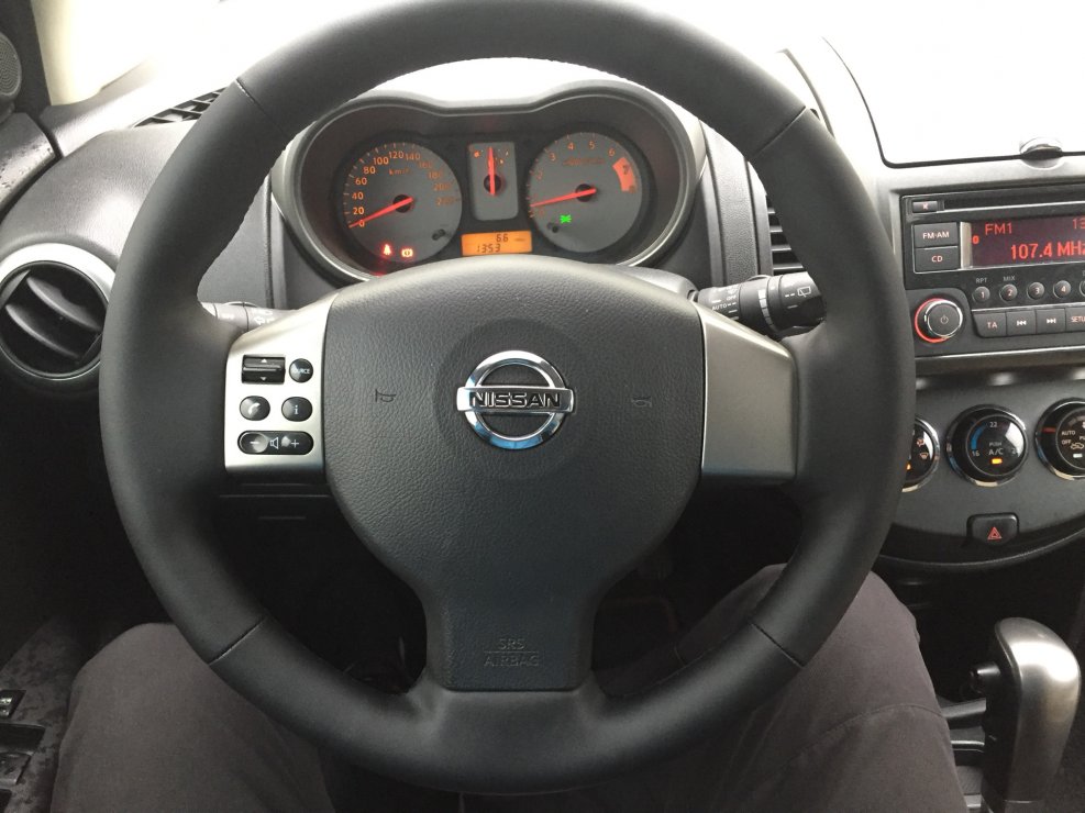 Руль Nissan Note 2008