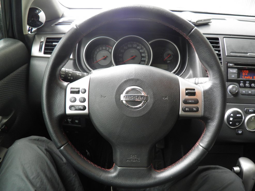 Nissan Note руль 2007