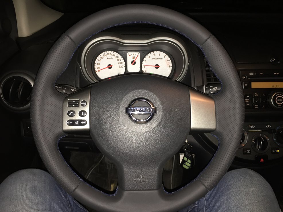 Руль Nissan Note