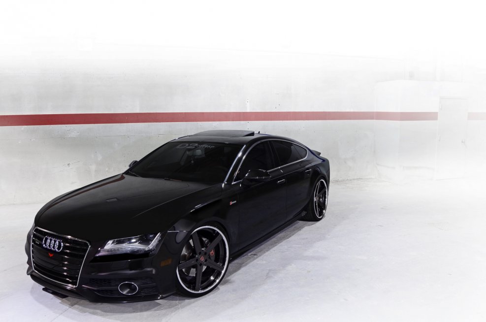 Audi a7 черная затонированная