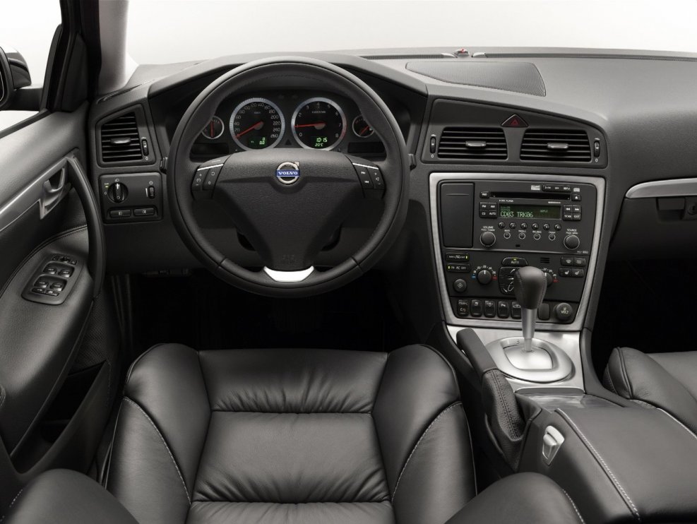 Volvo s60 1 поколения