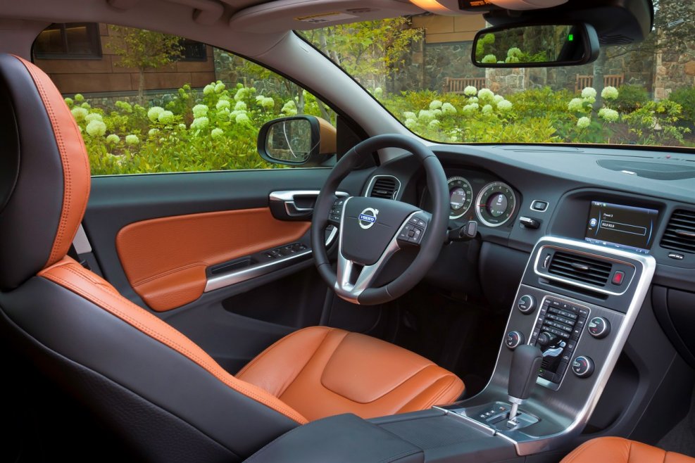 Volvo s60 2012 салон