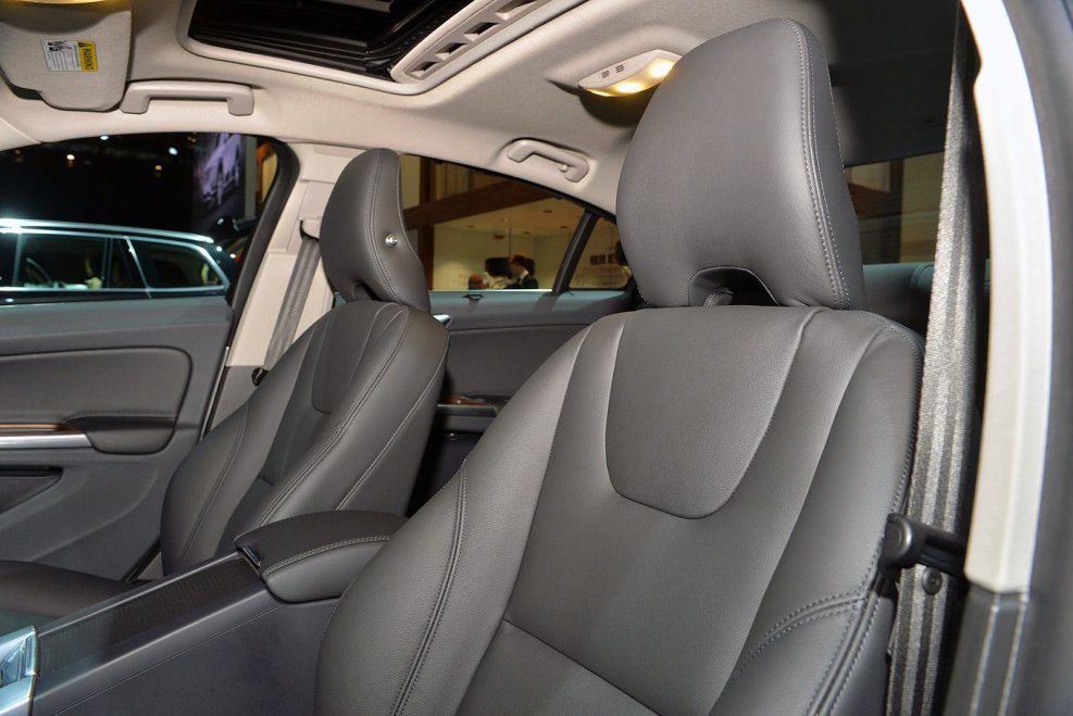 Inscription Volvo s60 салон