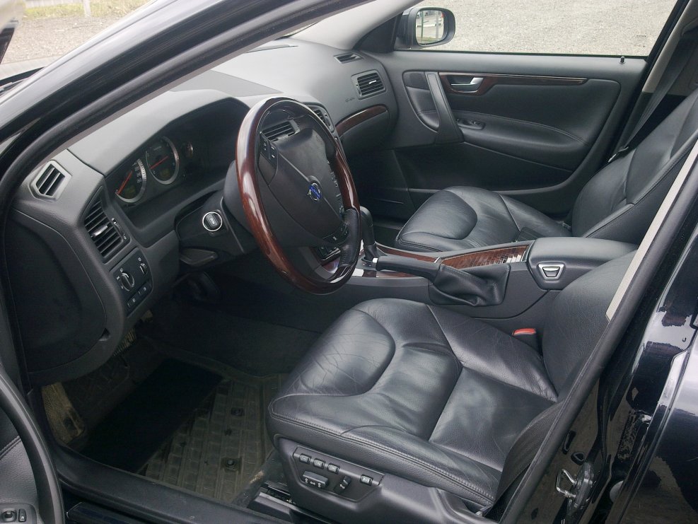 Volvo s60 2007 салон