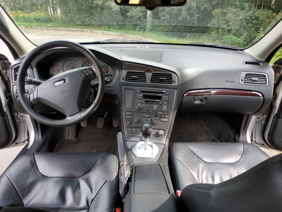 Volvo s60 салон