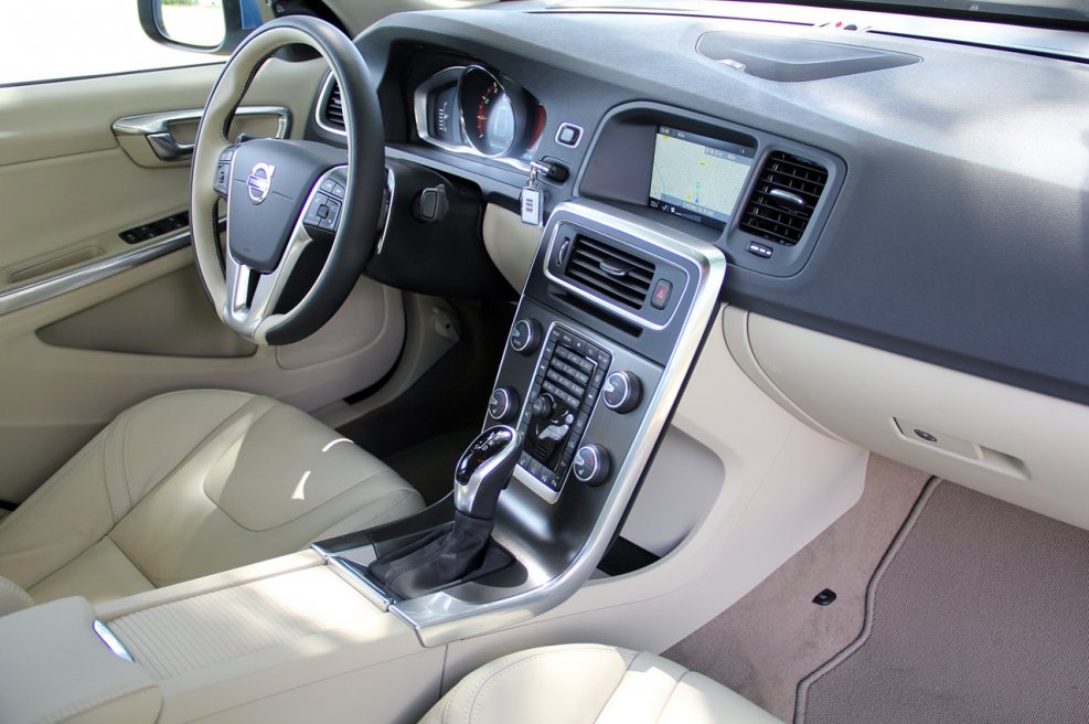Volvo s60 2015 салон