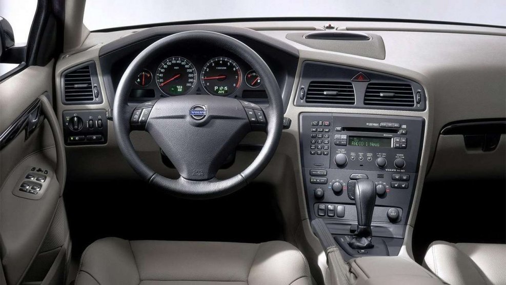 Volvo s60 2007 салон