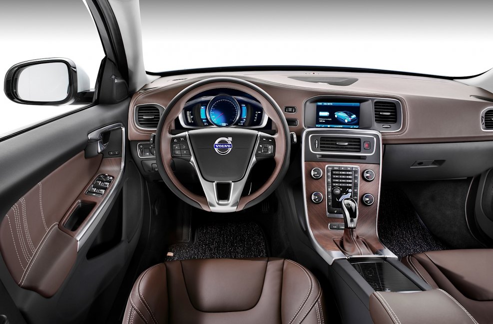 Volvo s60 салон