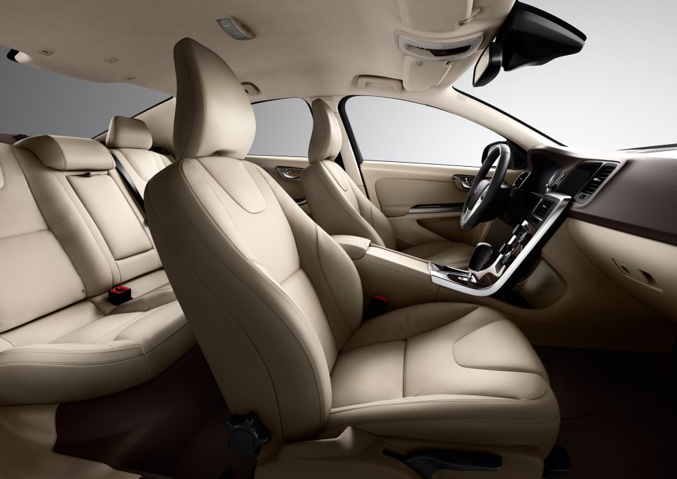 Volvo s60 2010 салон