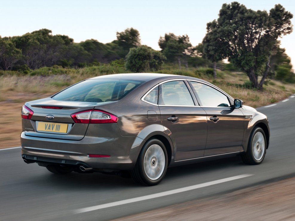 Ford Mondeo 2010 седан