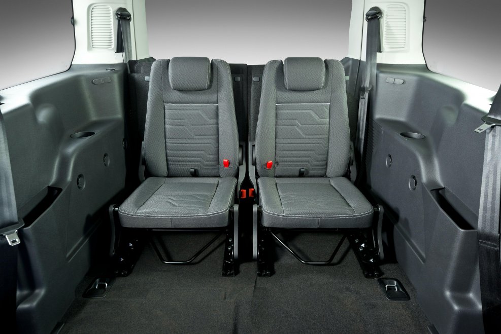 Ford Tourneo connect салон