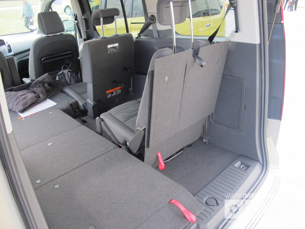Ford Grand Tourneo connect