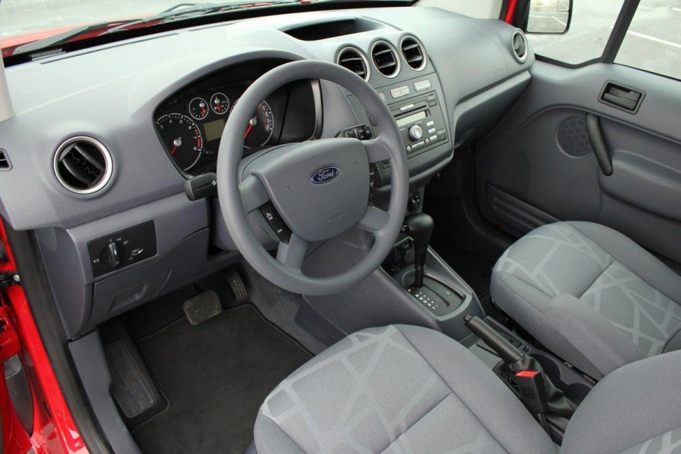 Ford Transit фотосалон