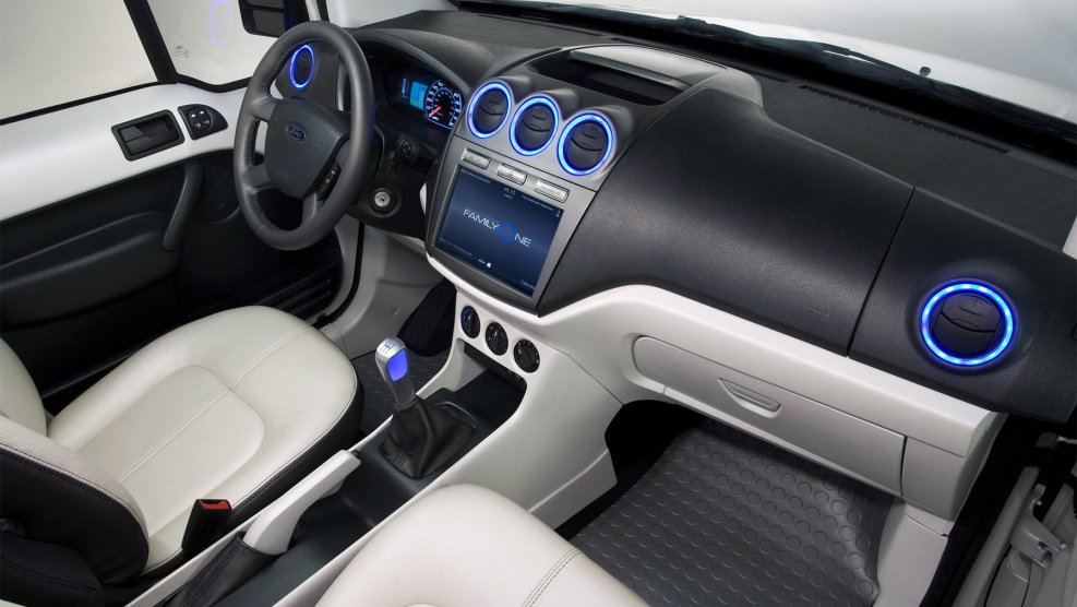 Ford Grand Tourneo connect