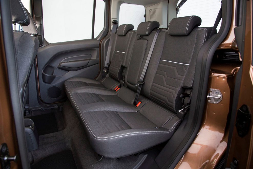 Ford Tourneo connect салон 2010