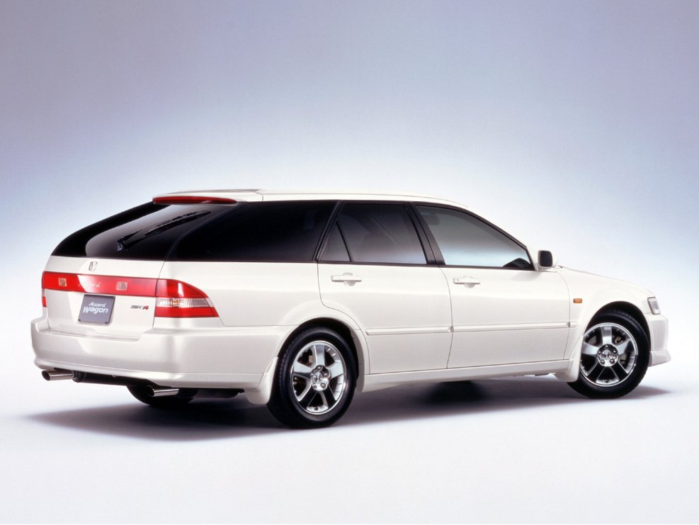 Honda Accord 10 универсал
