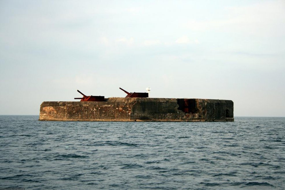 Бетонный линкор Fort Drum