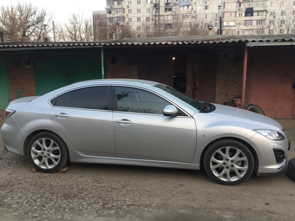 Мазда 6 2011 красная