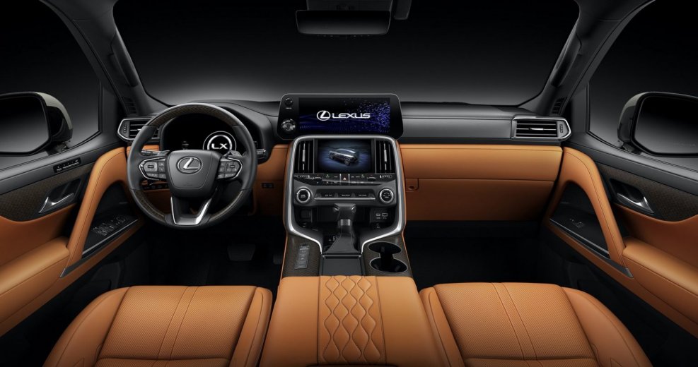 Lexus 570 2018 черный