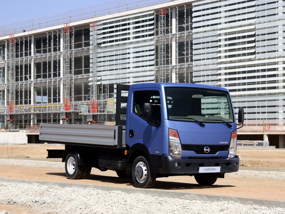 Nissan Cabstar 2014