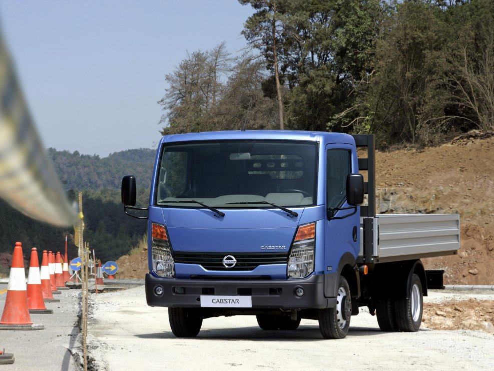 Nissan Cabstar 2013