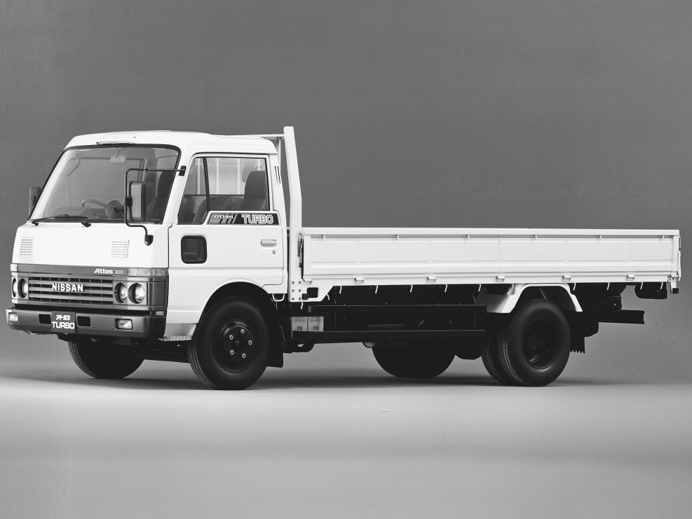 Грузовик Nissan Atlas