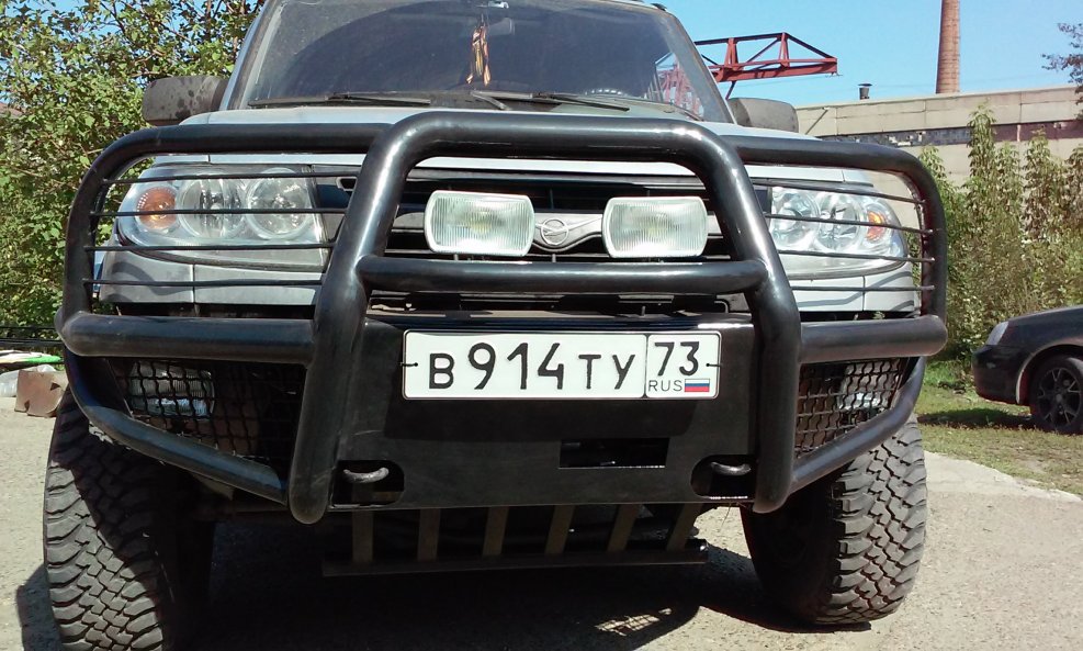 Силовой бампер риф на УАЗ Патриот